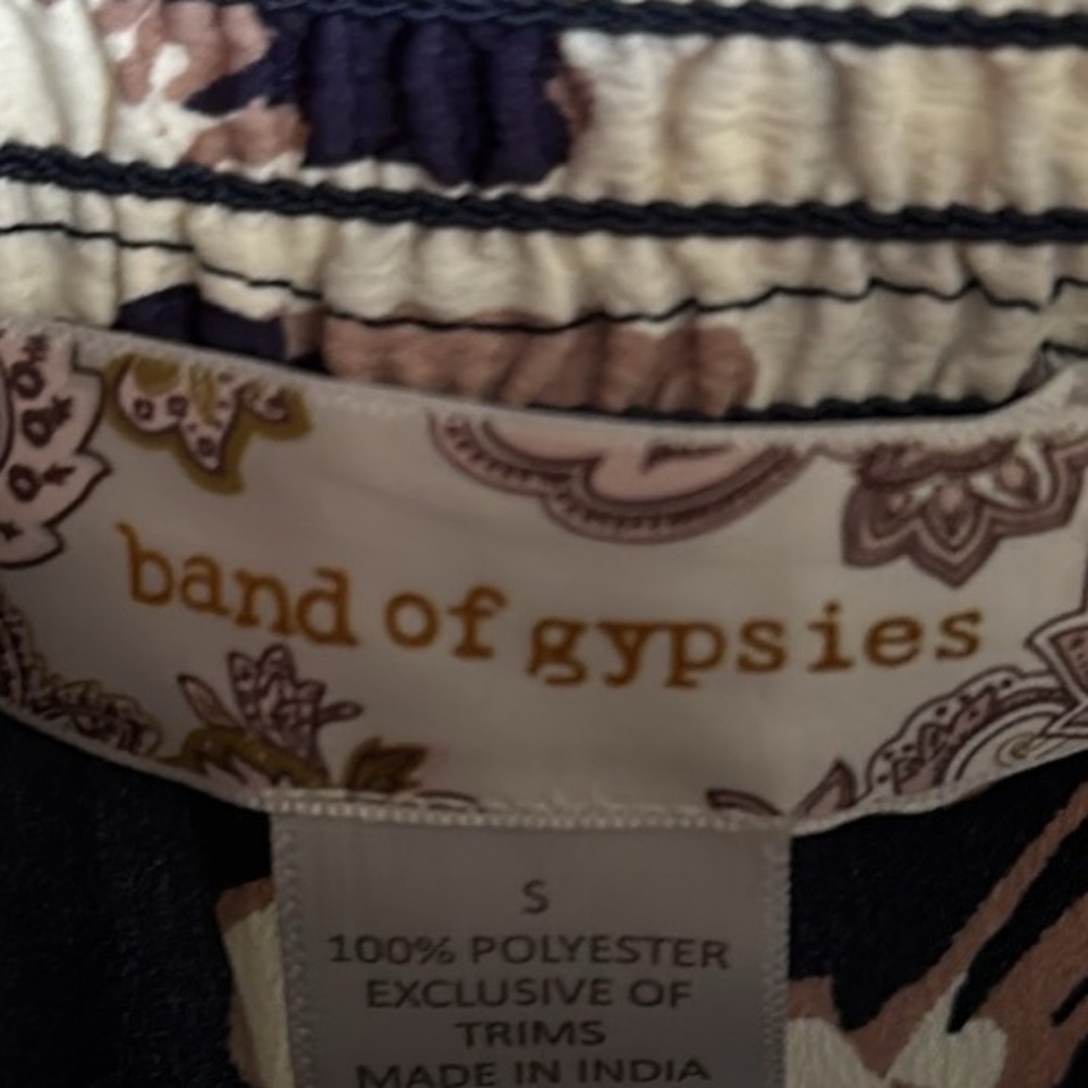 Band of Gypsies Two Piece Pom Pom Trim Mini Skirt and Kimono Style Crop Top Set - Picture 5 of 6